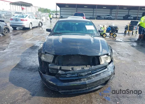 2012 Ford Mustang V6 Premium z USA, uszkodzony, nr VIN 1ZVBP8AM0C5271262